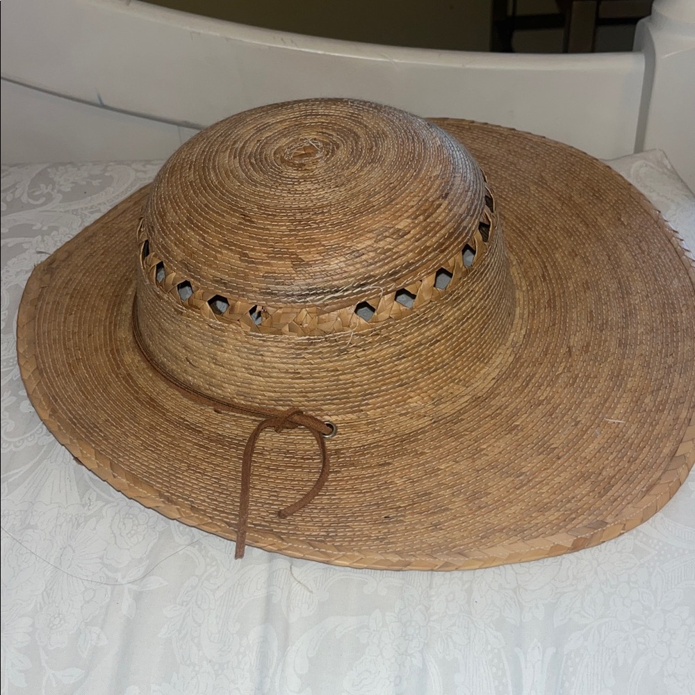 Tula Natural Tan Wide-Brim Straw Sun Hat with Vent Detail - Picture 2 of 7